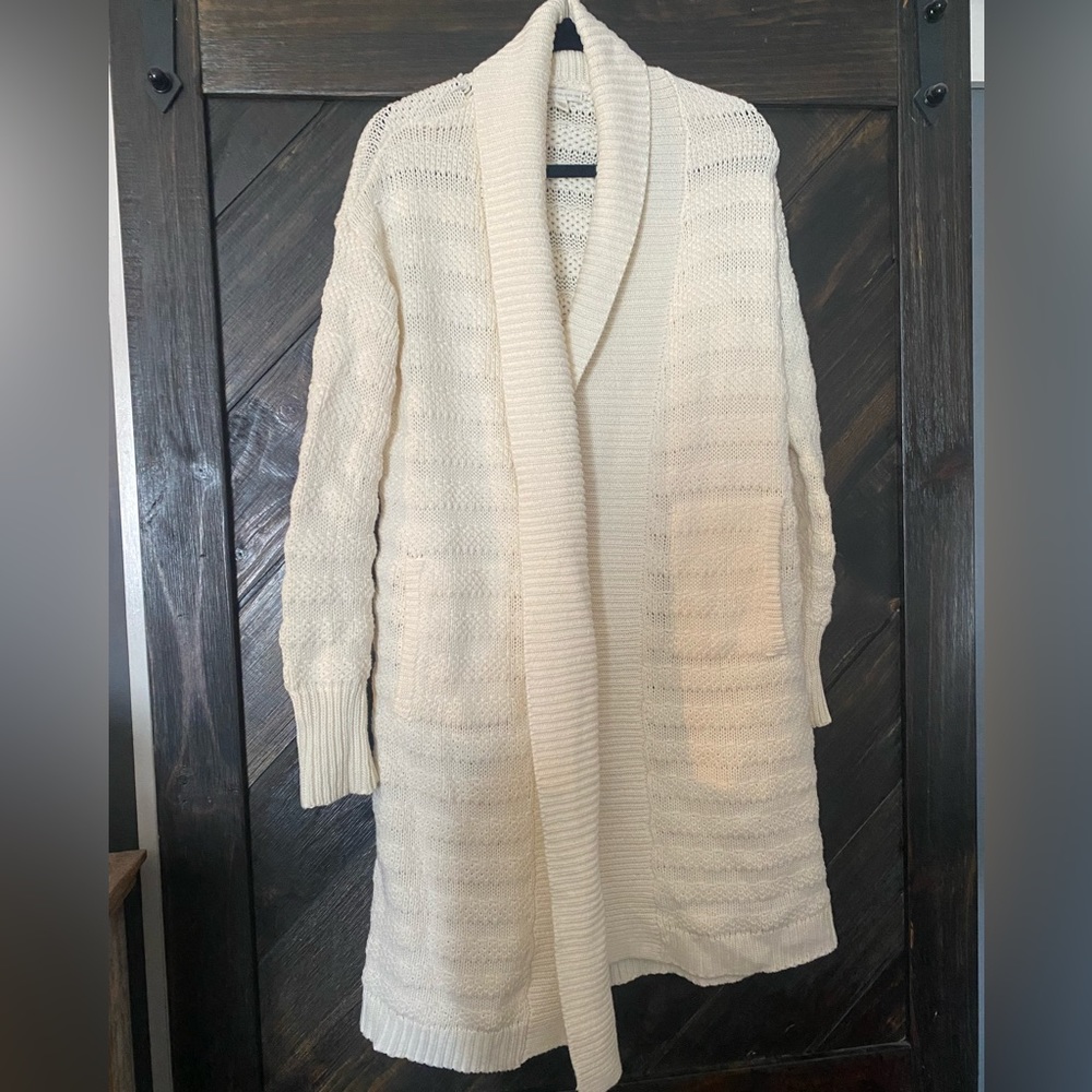 Longline knit sweater. Cream color. Barely worn